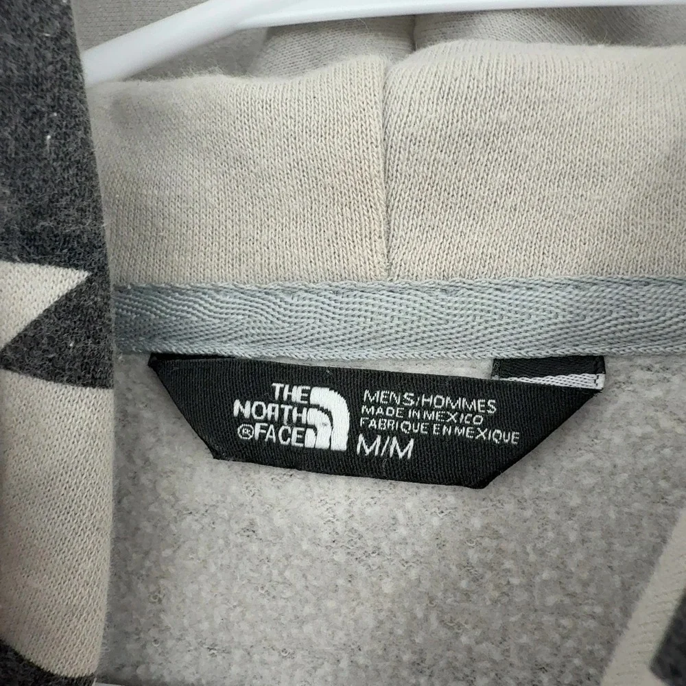 The North Face Hoodie Mens M Gray Cotton Blend Geometric Gorpcore Outdoors